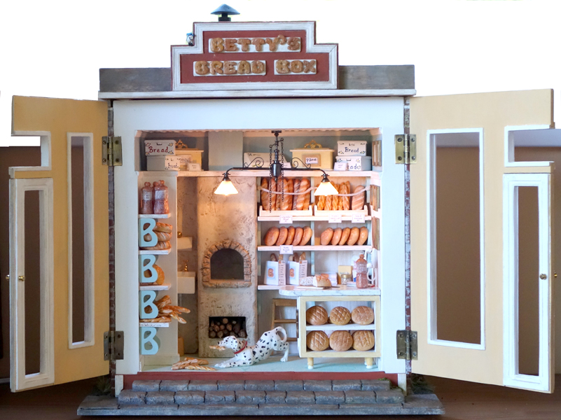 THE BOX SHOW™ 2014
