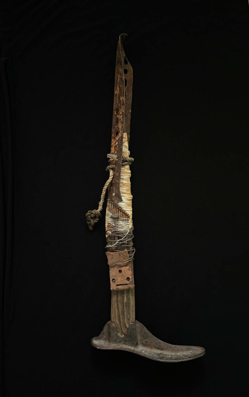 Ann Dodge - Foot soldier - Mixed Steel - 20 x 3 x 7